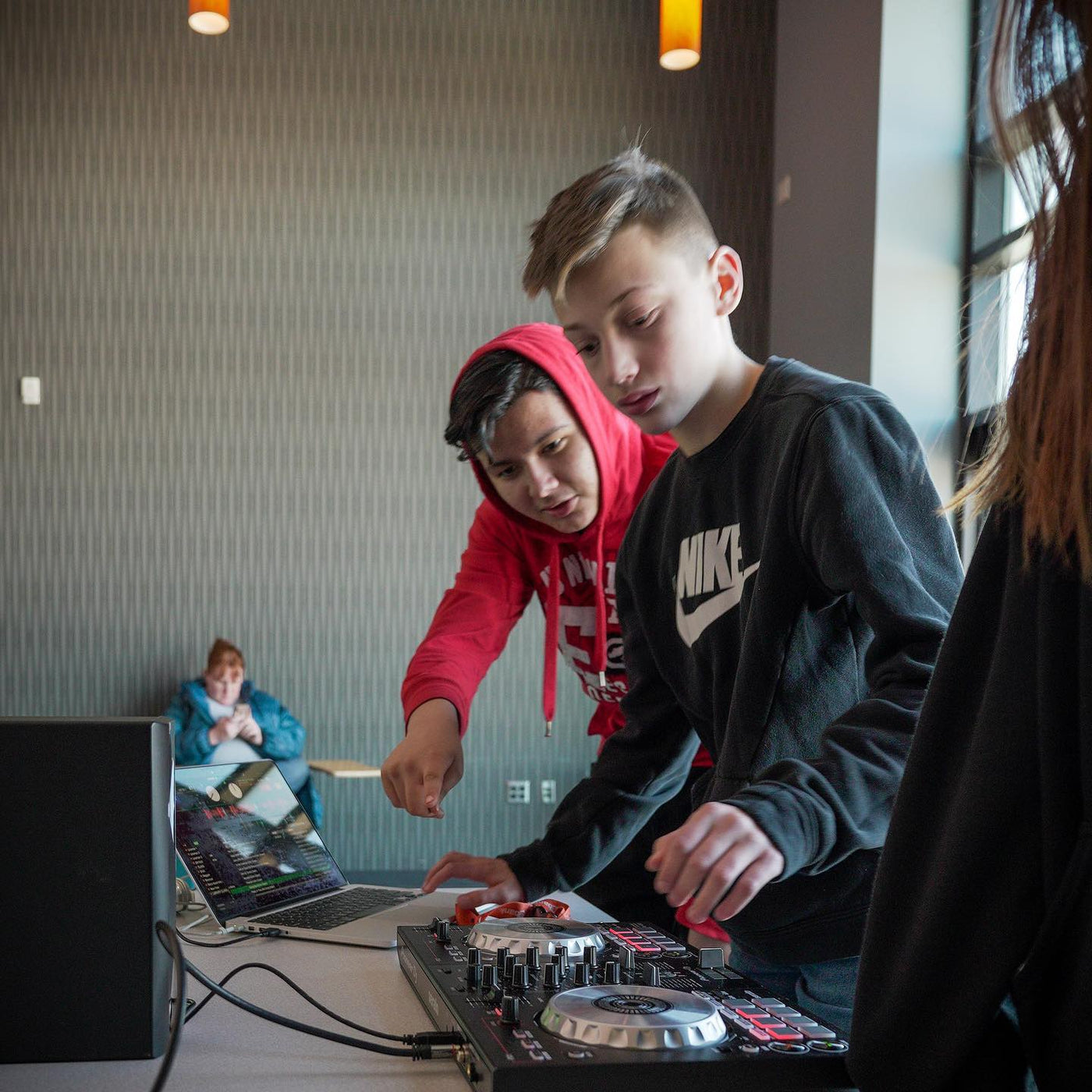How to Build a DJ Set for a Middle School Event (or Youth Program)